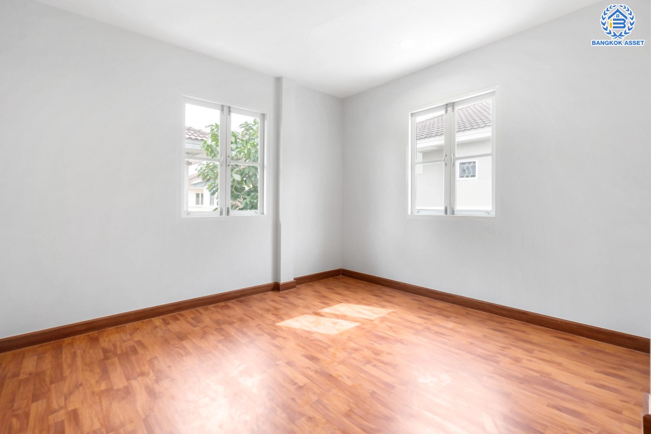 บ้านมือสองตกแต่งใหม่ แบรนด์ LH ม.ชัยพฤกษ์ บางใหญ่-เซ็นทรัลเวสต์เกต ตอบโจทย์ทุกการอยู่อาศัย เนื้อที่ 56.4 ตร.ว. ฟังก์ชัน 3 ห้องนอน 2 ห้องน้ำ 2 ที่จอดรถ บนทำเลดีที่สุด! ใกล้เซ็นทรัลเวสต์เกต ทางด่วน "กาญจนาภิเษก" และเพียง 10 นาที ถึง MRT "สถานีคลองบางไผ่"